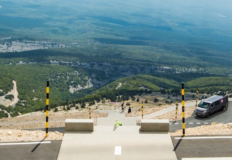 Camping au pied du mont ventoux en famille